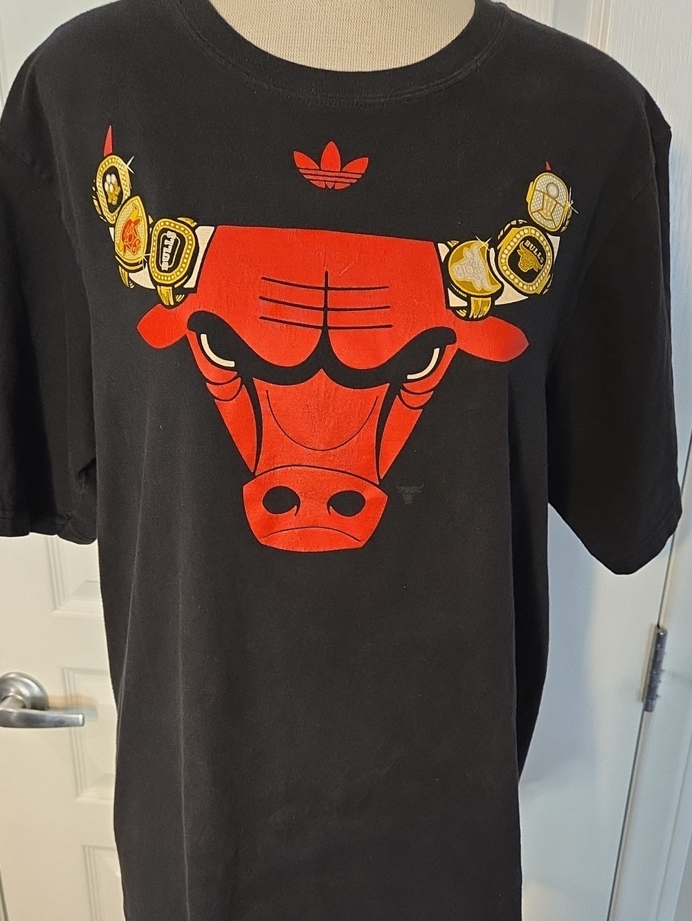 Adidas Chicago Bulls Shirt 6 Championship Rings - L